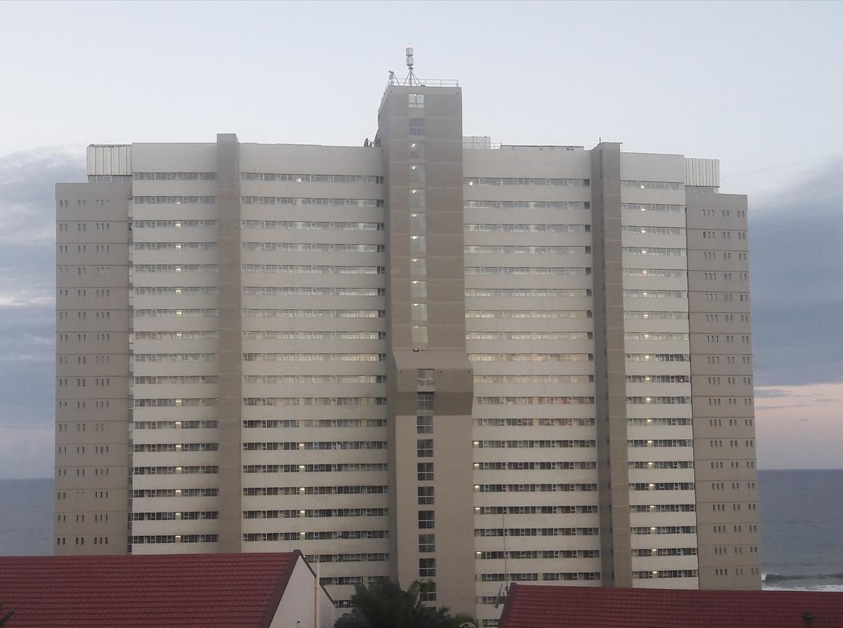 Sea Wave Holidays - Stella Maris Amanzimtoti Eksteriør billede
